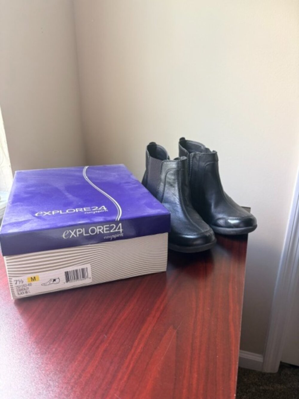 Easy Spirit Explore24 Black Zip Ankle Booties 7.5M